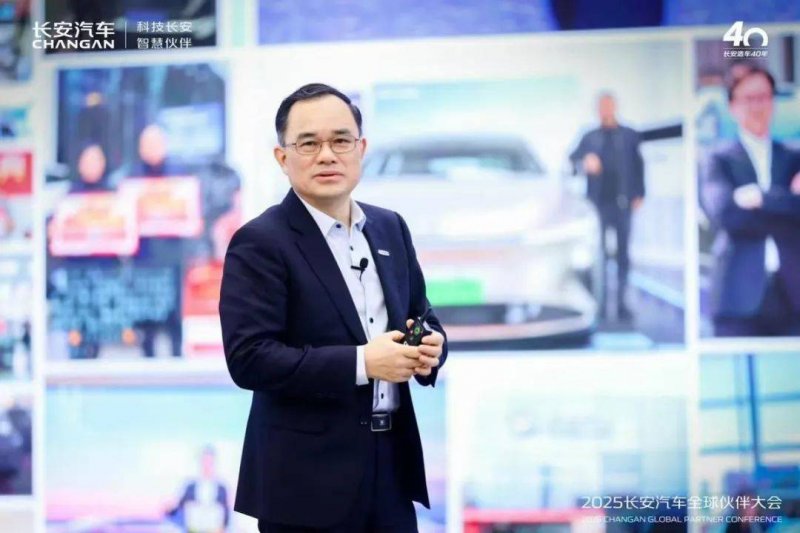 微软裁员余波未平 Xbox图形部门发布AI招工图像引众怒